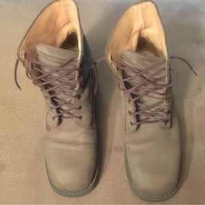 JCrew taupe leather lug sole calf Sz 40 boots made in Italy-comfy & good in snow